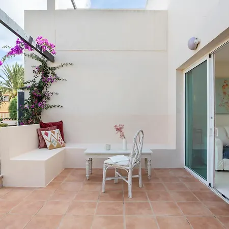 Casa Blanca Pool Appartement *
